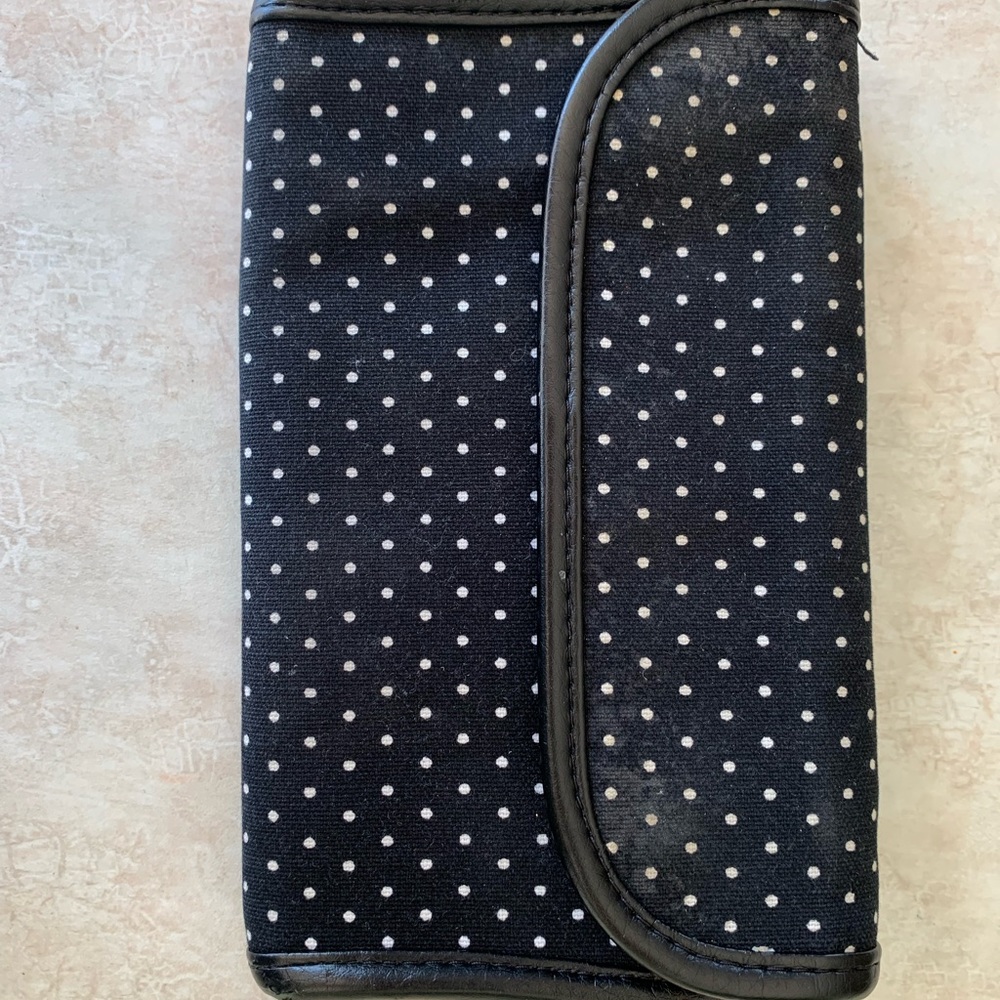 Thirty one black dotted wallet